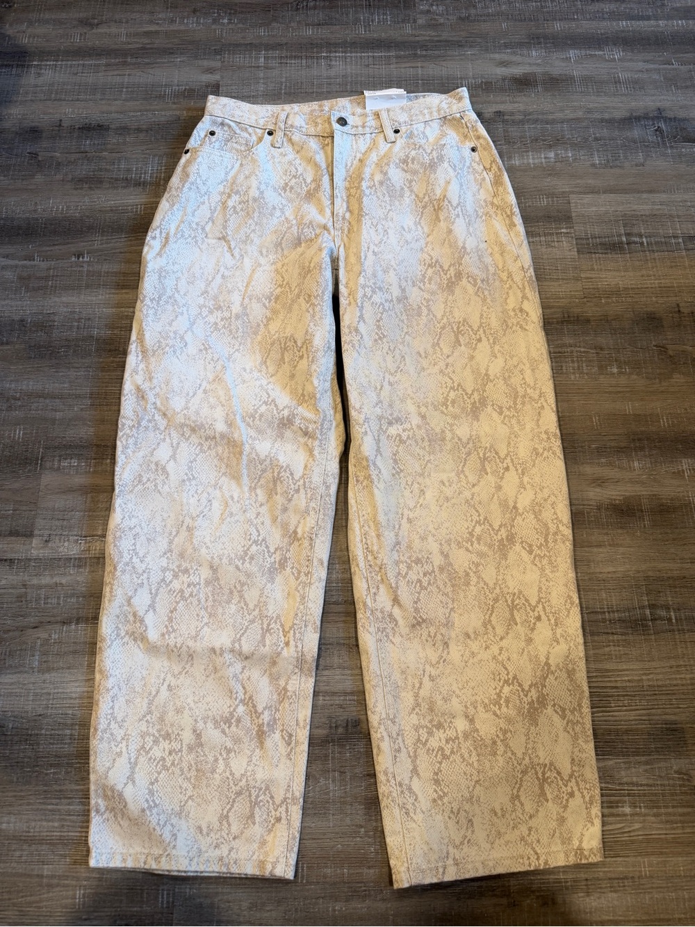 Relaxed Snake-Print Beige Women's Jeans